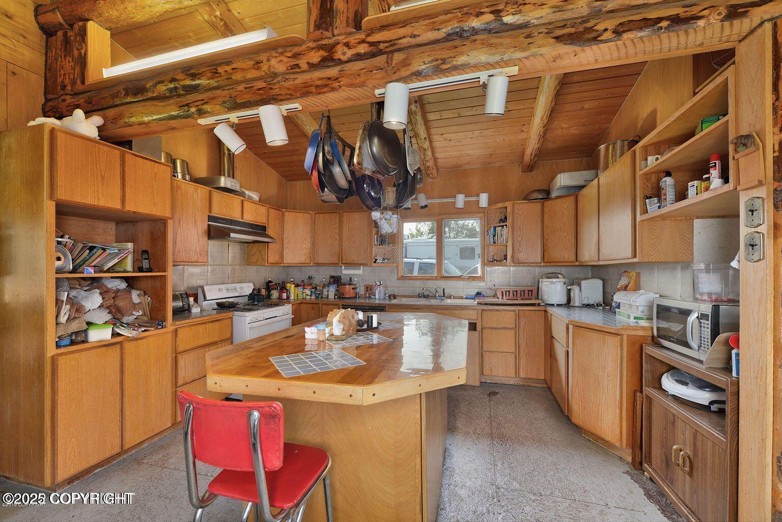 Soldotna, Alaska 99669, United States, 7 Bedrooms Bedrooms, ,3 BathroomsBathrooms,Residential,Active,107706