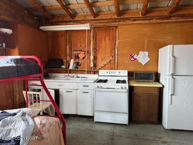 Soldotna, Alaska 99669, United States, 7 Bedrooms Bedrooms, ,3 BathroomsBathrooms,Residential,Active,107706