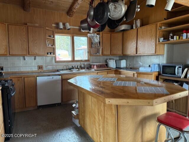 Soldotna, Alaska 99669, United States, 7 Bedrooms Bedrooms, ,3 BathroomsBathrooms,Residential,Active,107706