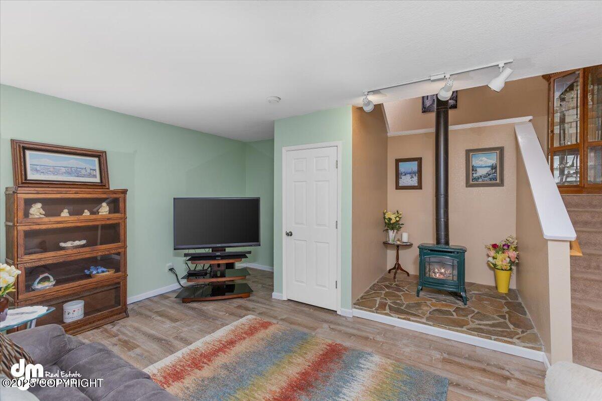 2039 Cliffside Drive #6, Anchorage, Alaska image 5