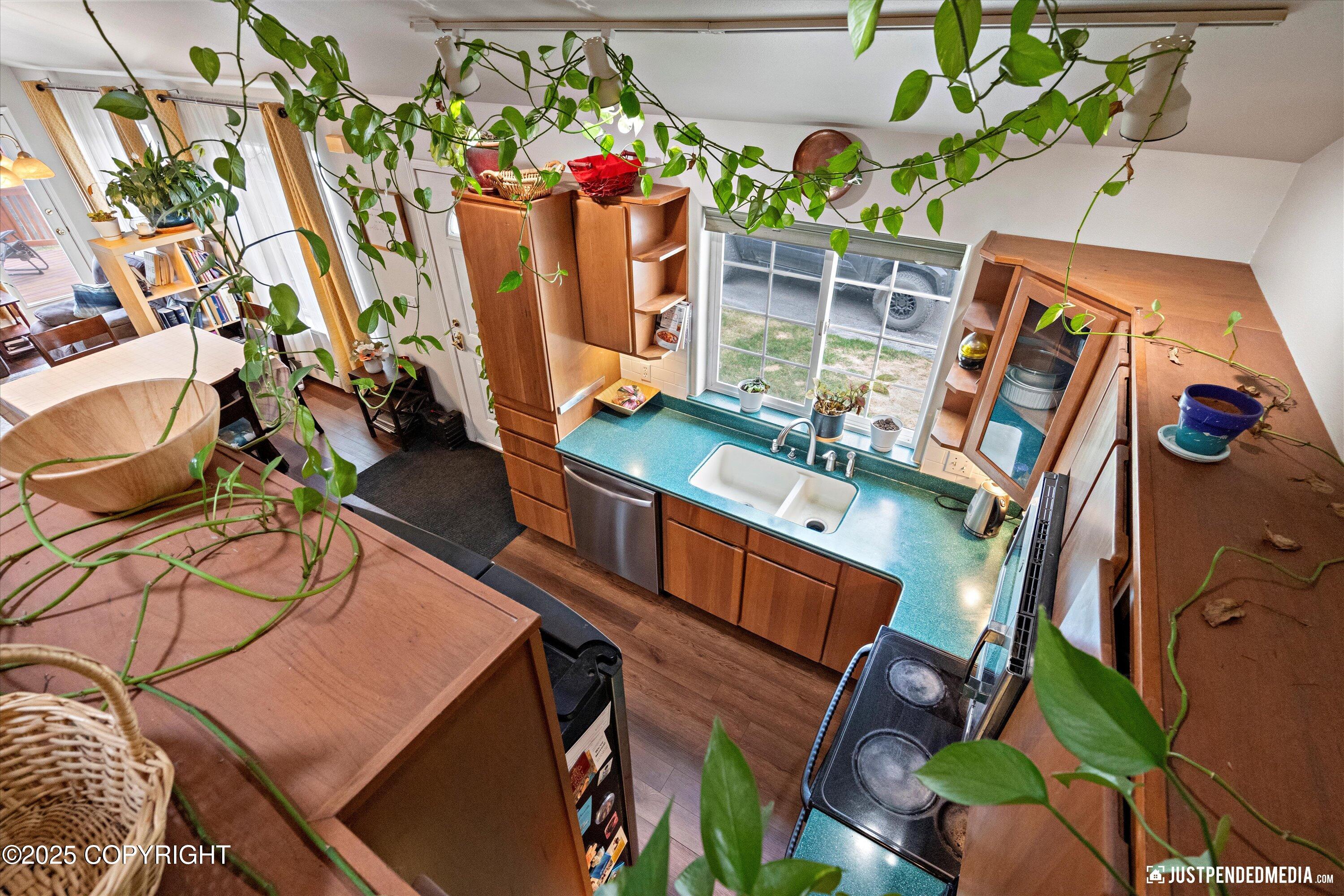 6801 E Tudor Road, Anchorage, Alaska image 17