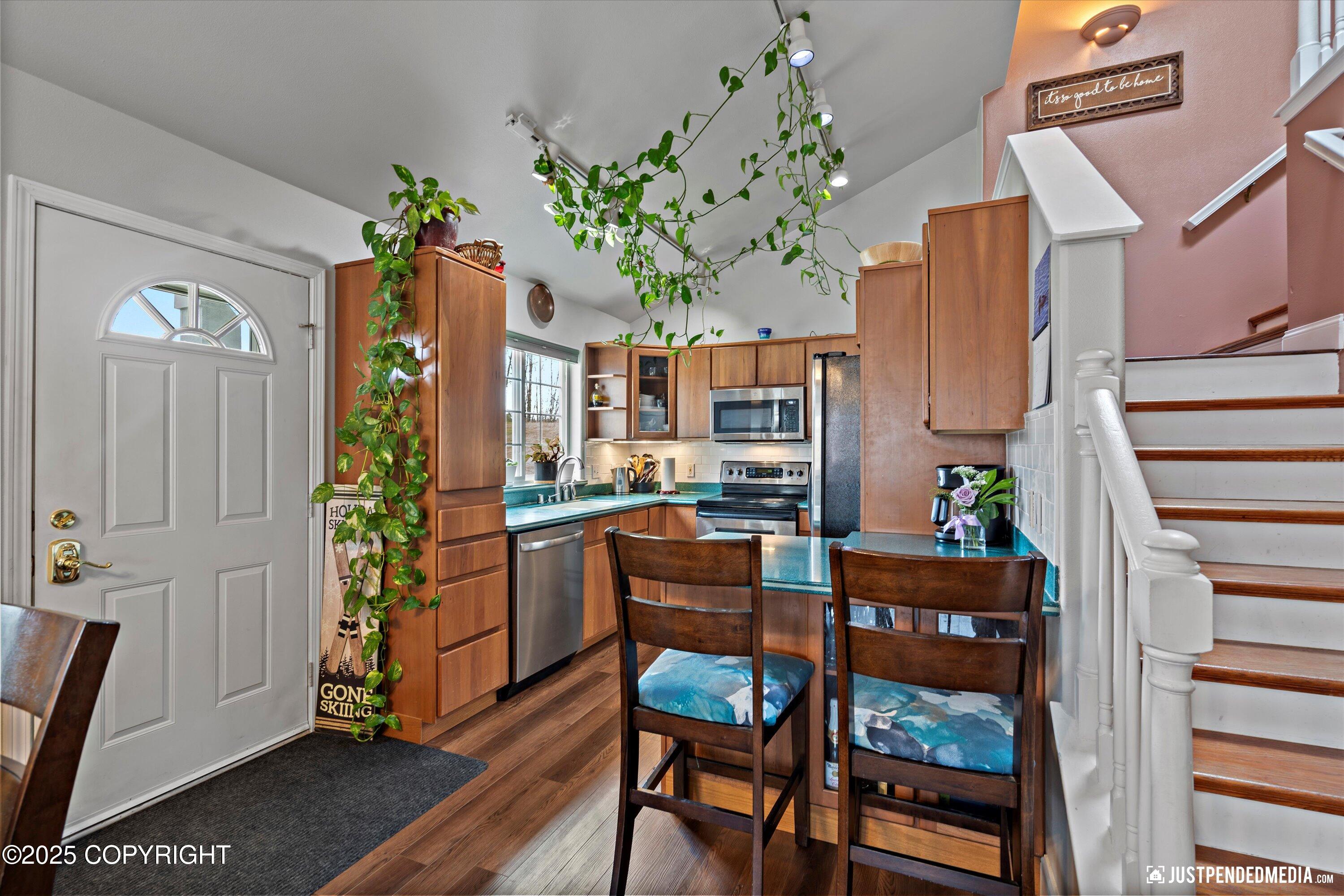 6801 E Tudor Road, Anchorage, Alaska image 12