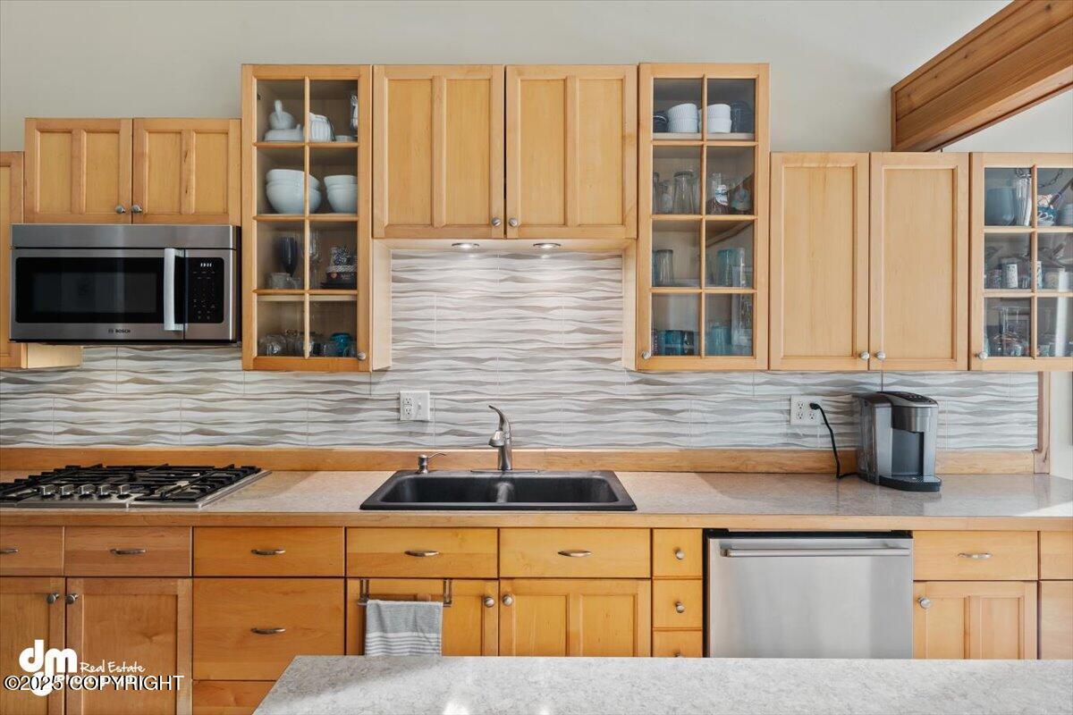 610 Whispering Mdws Avenue, Homer, Alaska image 21
