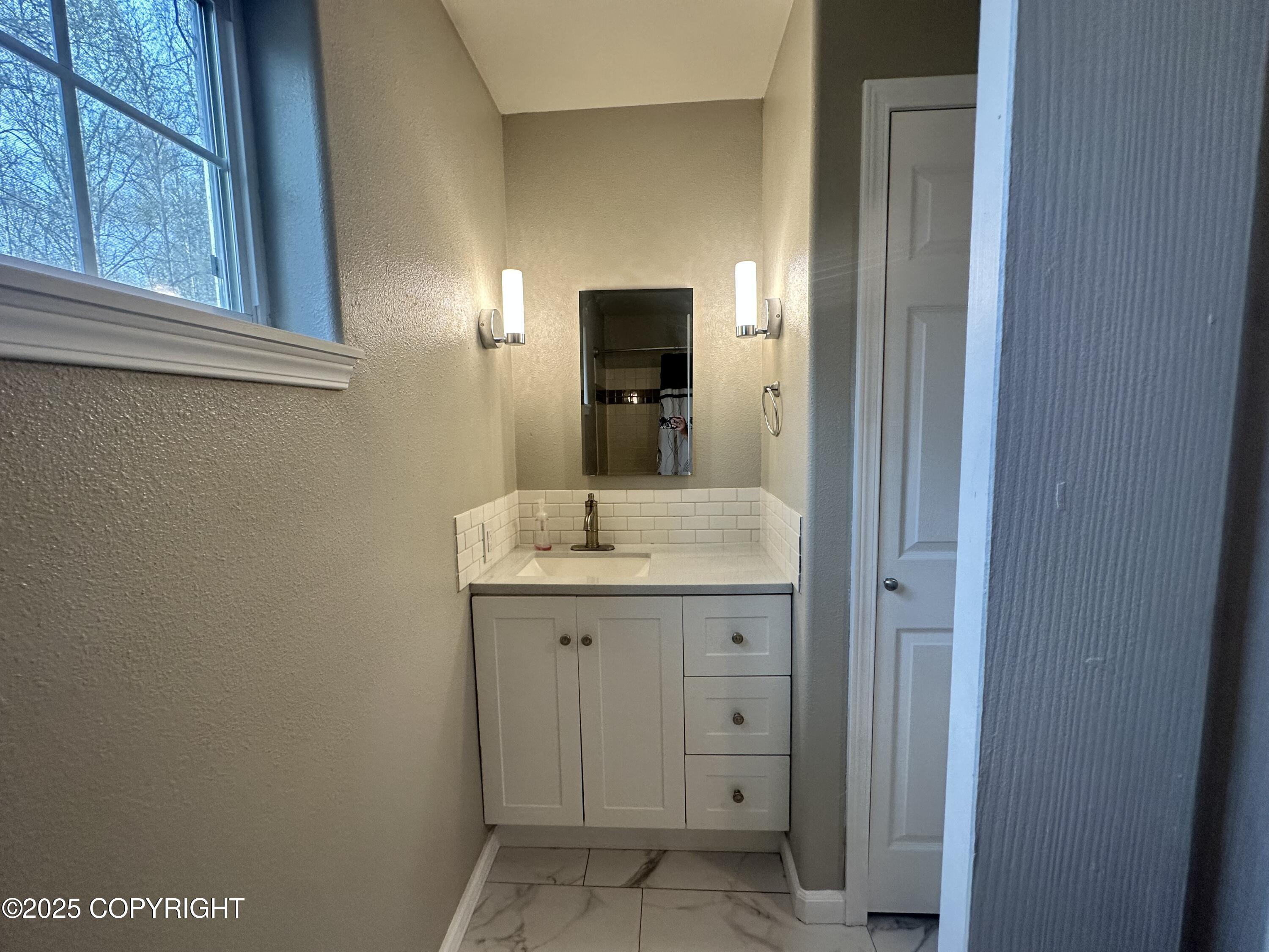 21701 Knik Vista Court, Chugiak, Alaska image 13