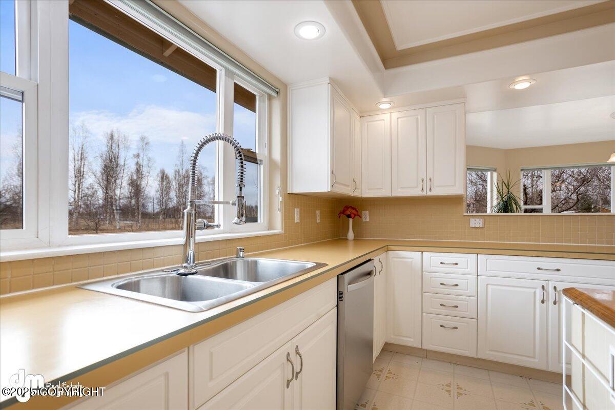 432 Stagecoach Dr, Sagle, Alaska image 24