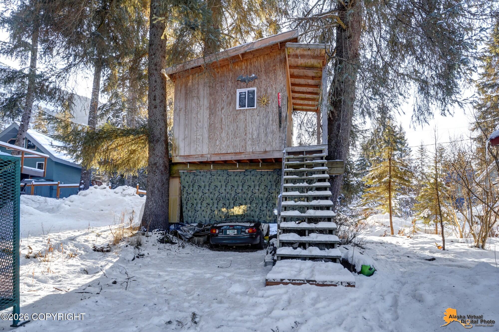 2898 Alyeska Highway