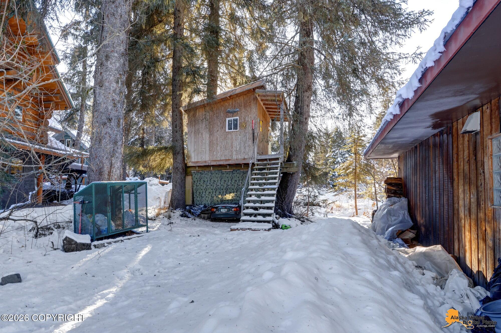 2898 Alyeska Highway