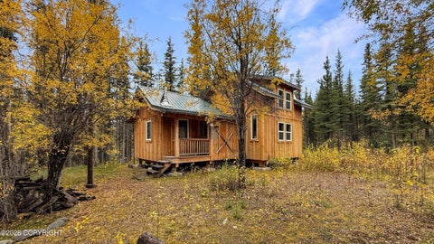 Photo of 27 MM McCarthy Rd Chokosna River, Chitina, AK 99566 (MLS # 26-11636)