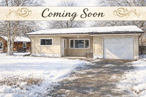 Photo of 201 E 5th Avenue, North Pole, AK 99705 (MLS # 26-4099)