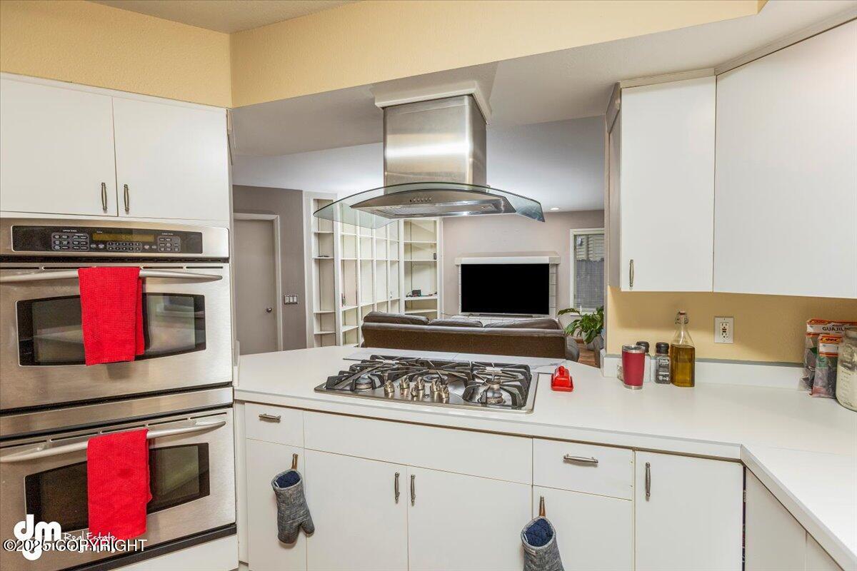 7140 E Chester Heights Circle, Anchorage, Alaska image 17