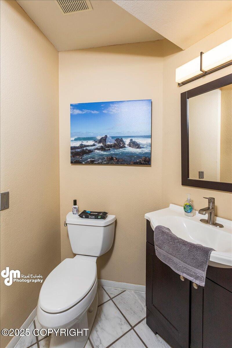 7140 E Chester Heights Circle, Anchorage, Alaska image 49