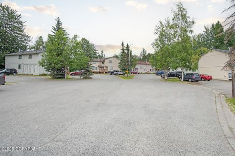 1900-1941 Marthas Vineyard Circle Anchorage AK 99507