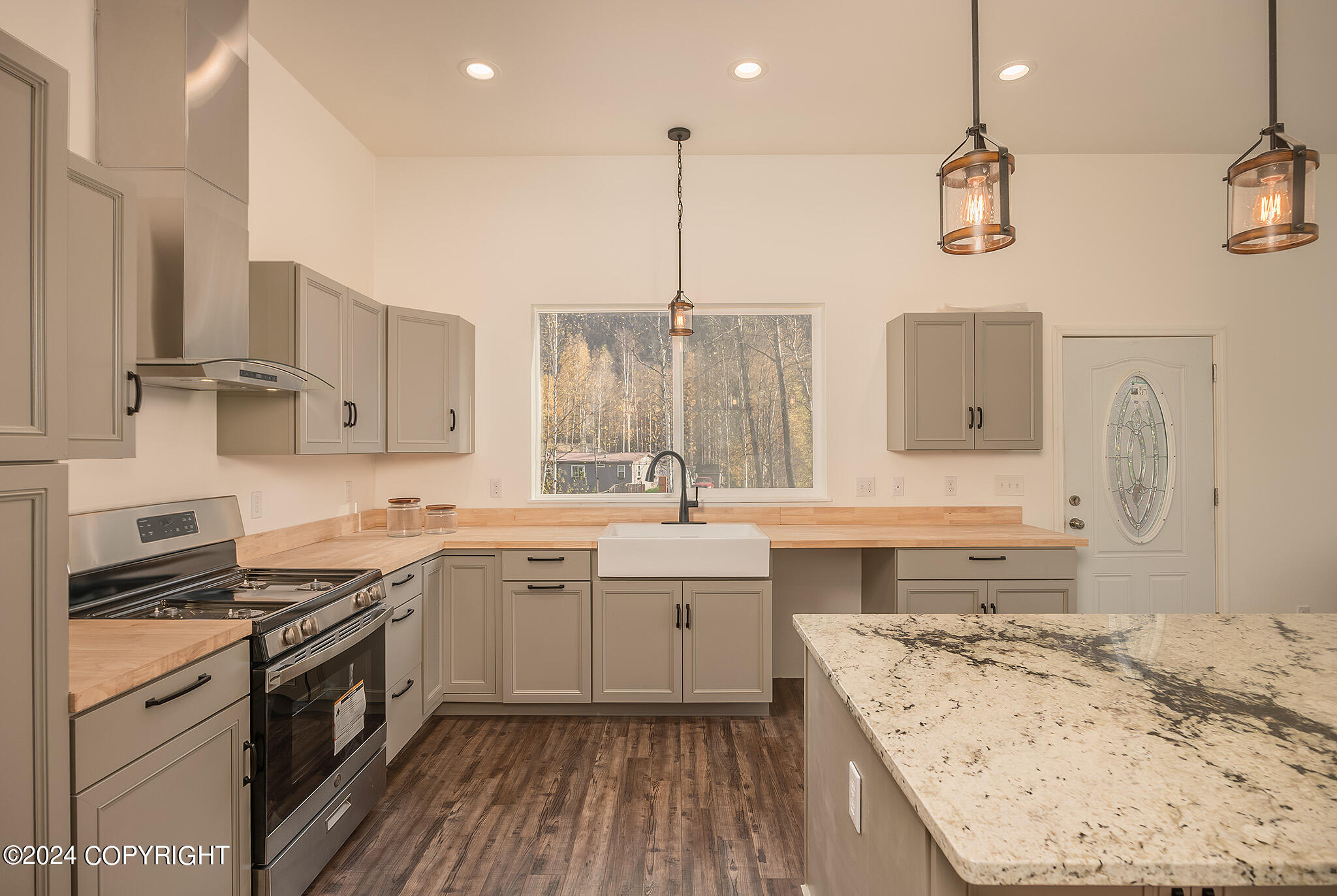 21437 Settlers Drive, Chugiak, Alaska image 11