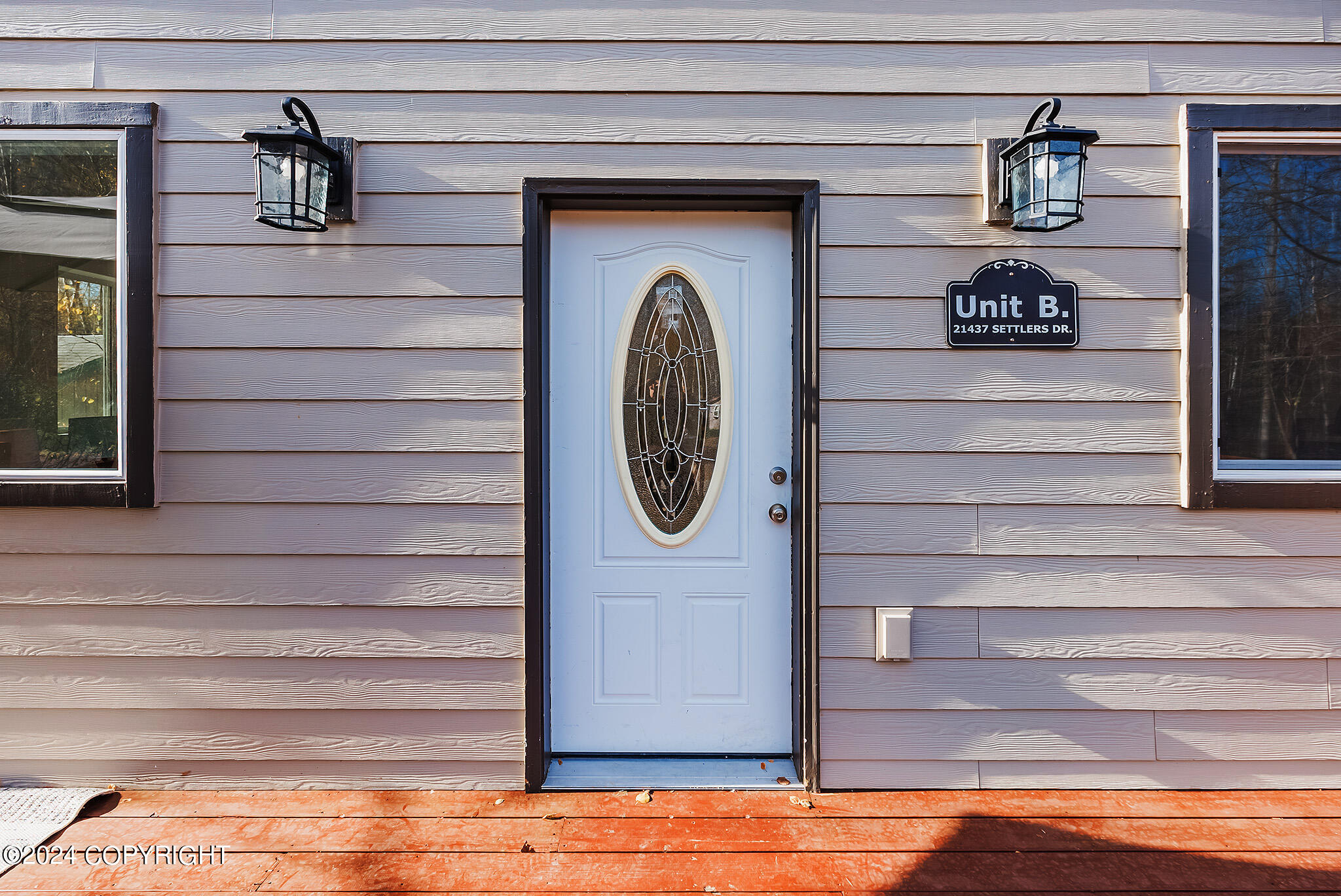 21437 Settlers Drive, Chugiak, Alaska image 3