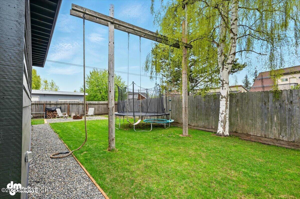 116 W Manor Avenue, Anchorage, Alaska image 5