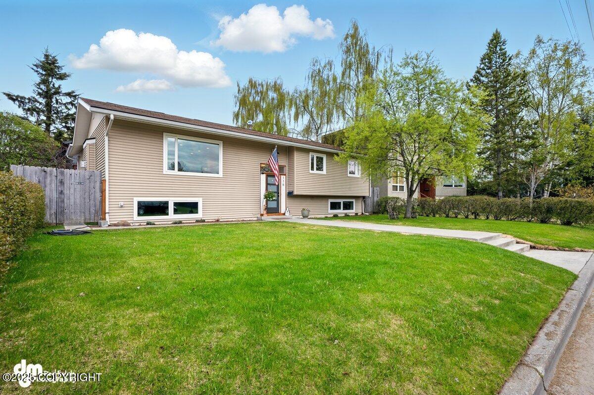116 W Manor Avenue, Anchorage, Alaska image 1