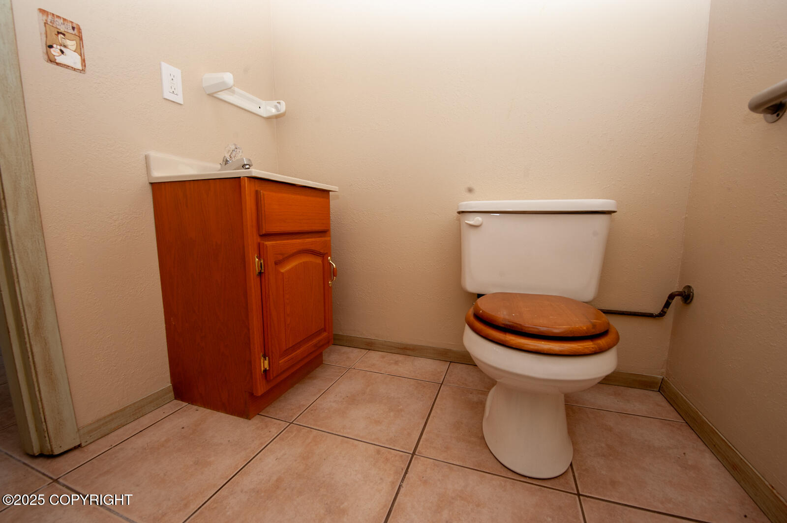 Haines, Alaska 99827, United States, 3 Bedrooms Bedrooms, ,4 BathroomsBathrooms,Residential,Active,194151