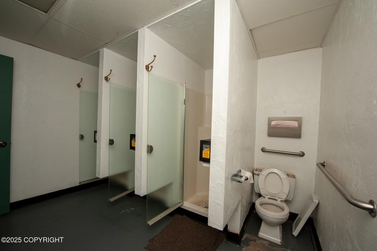 Haines, Alaska 99827, United States, 3 Bedrooms Bedrooms, ,4 BathroomsBathrooms,Residential,Active,194151