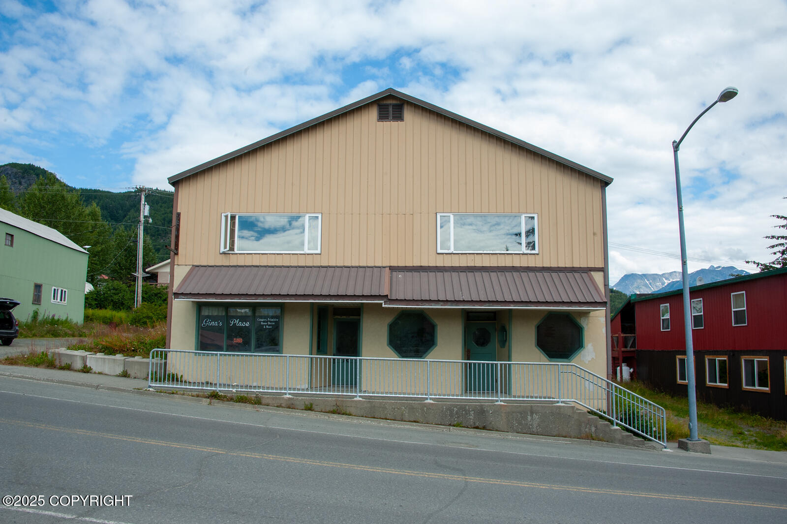 Haines, Alaska 99827, United States, 3 Bedrooms Bedrooms, ,4 BathroomsBathrooms,Residential,Active,194151