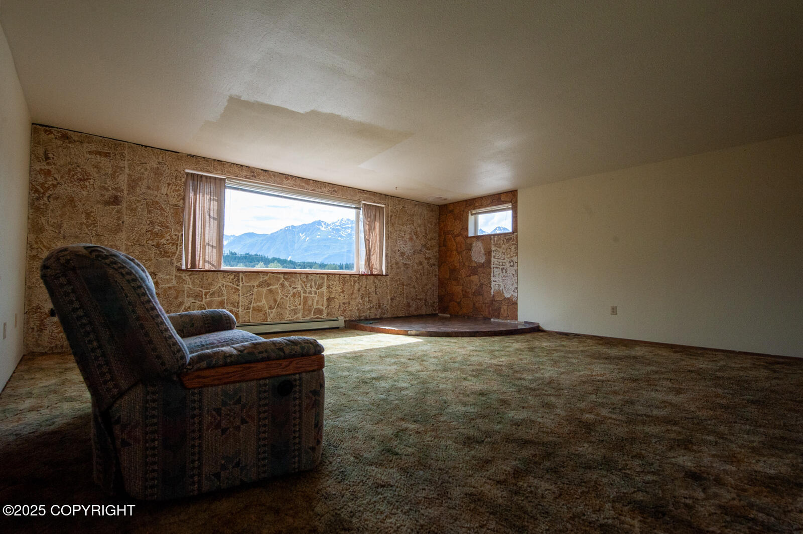 Haines, Alaska 99827, United States, 3 Bedrooms Bedrooms, ,4 BathroomsBathrooms,Residential,Active,194151