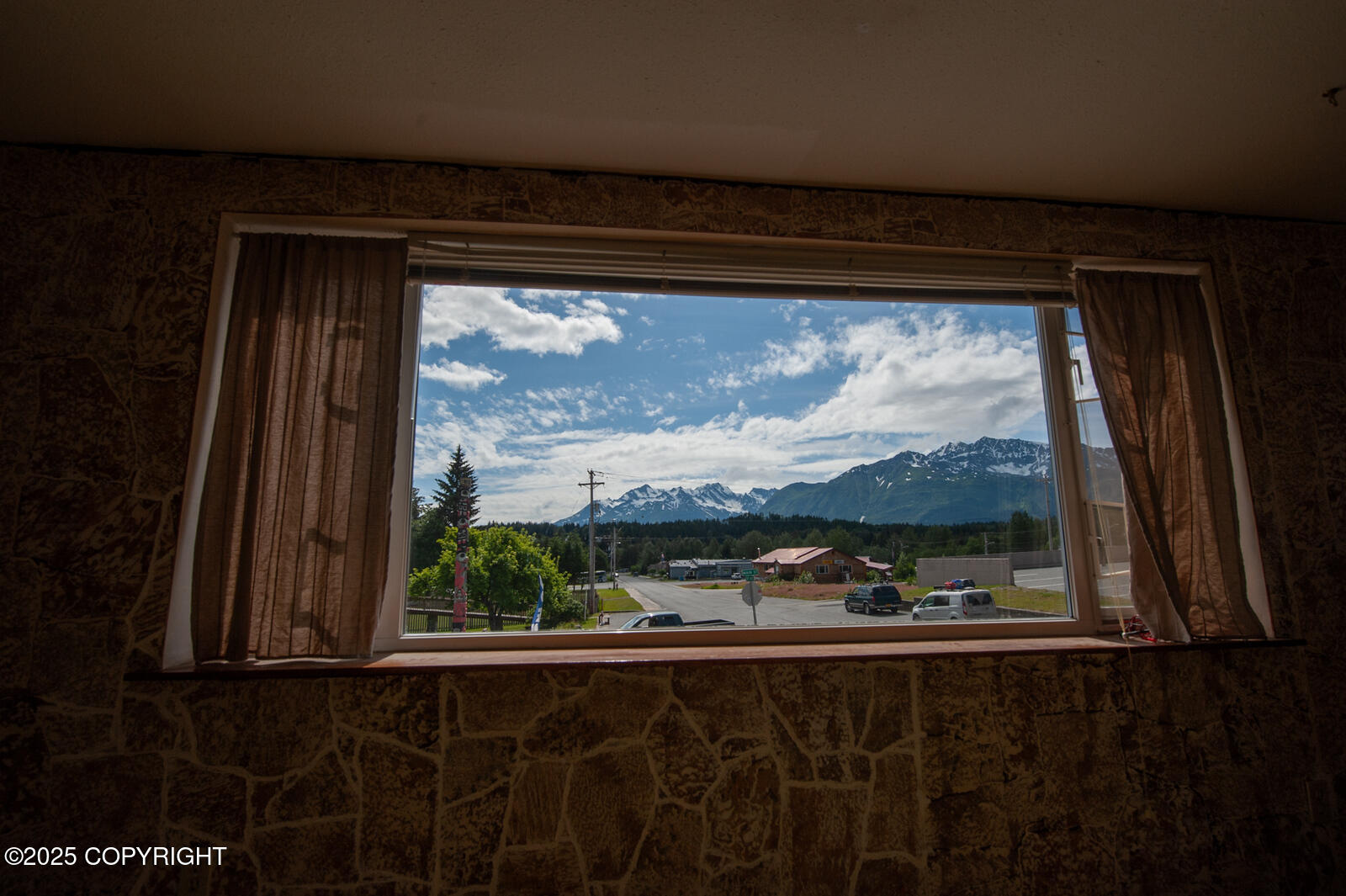 Haines, Alaska 99827, United States, 3 Bedrooms Bedrooms, ,4 BathroomsBathrooms,Residential,Active,194151