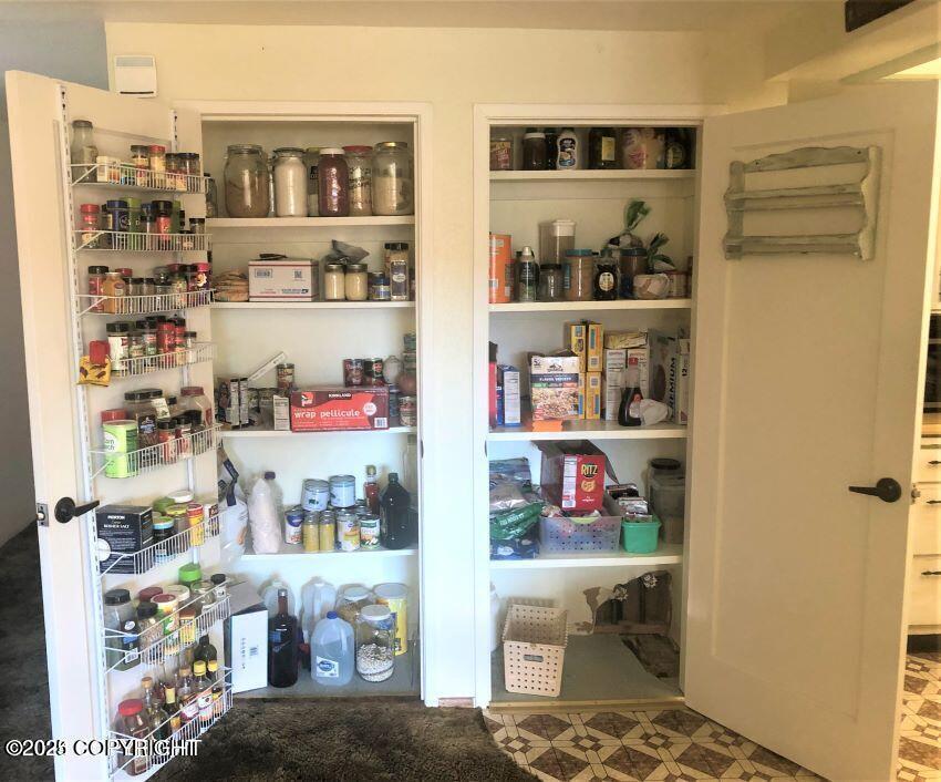 Haines, Alaska 99827, United States, 3 Bedrooms Bedrooms, ,4 BathroomsBathrooms,Residential,Active,194151