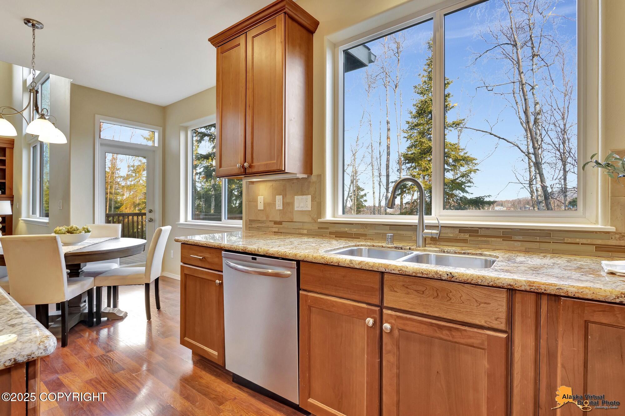 17695 Shasta Circle, Eagle River, Alaska image 30