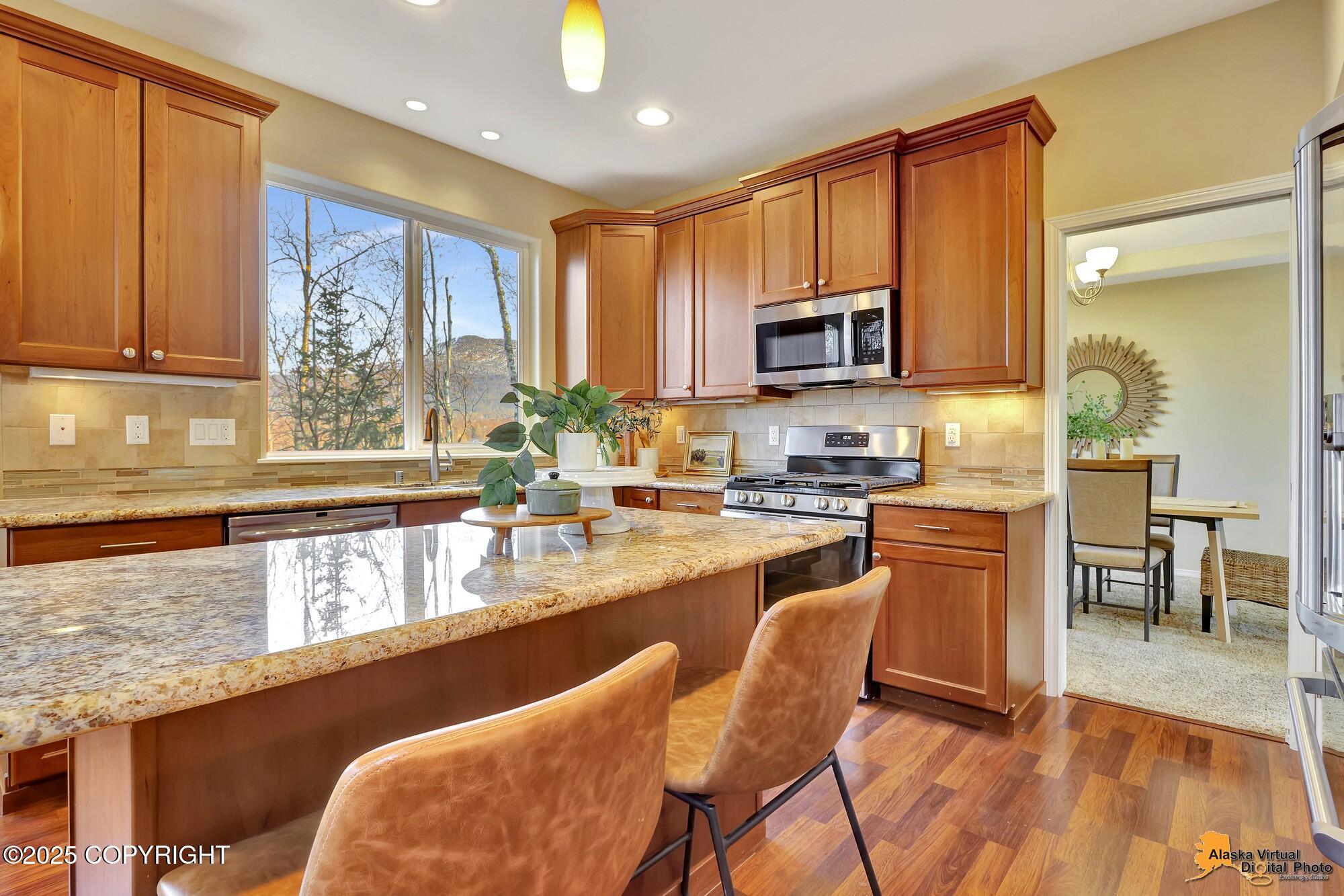 17695 Shasta Circle, Eagle River, Alaska image 27