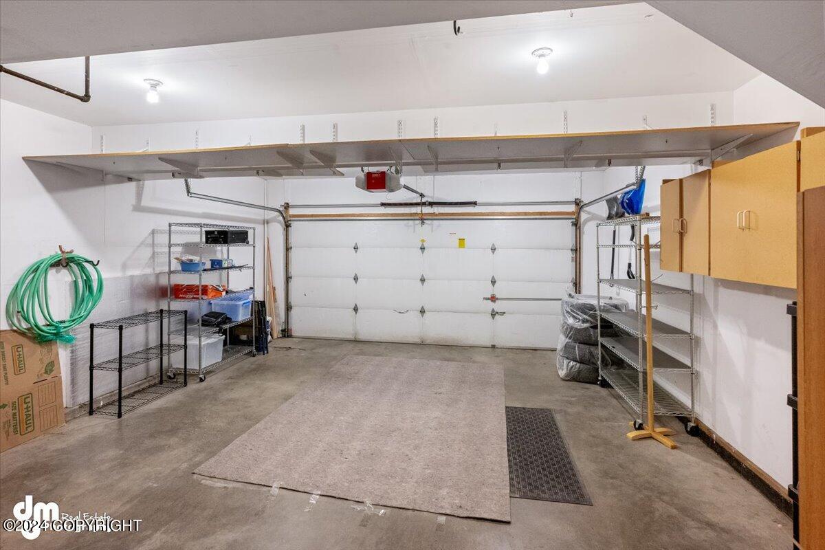 6233 Laurel Street, Anchorage, Alaska image 39