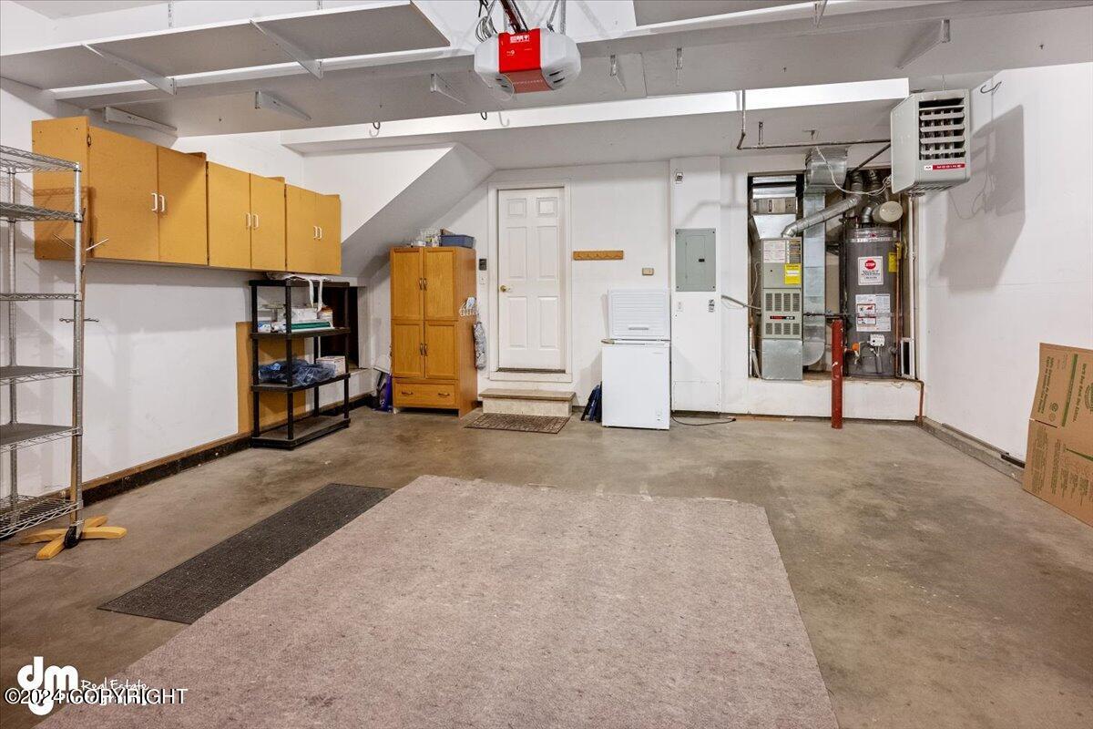 6233 Laurel Street, Anchorage, Alaska image 40