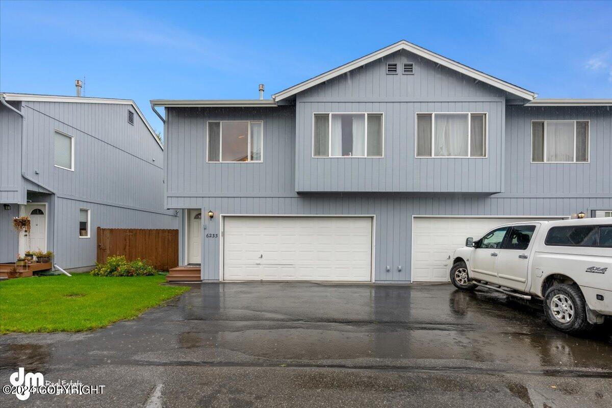 6233 Laurel Street, Anchorage, Alaska image 2