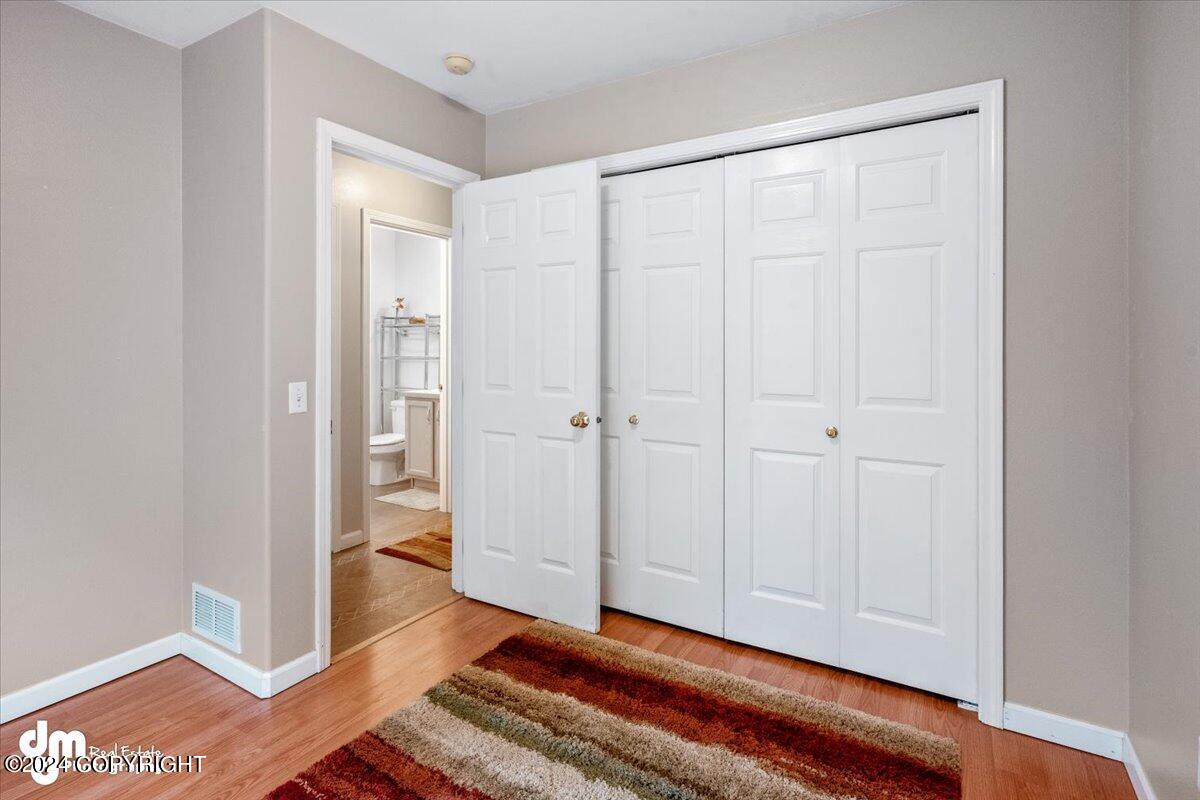 6233 Laurel Street, Anchorage, Alaska image 29