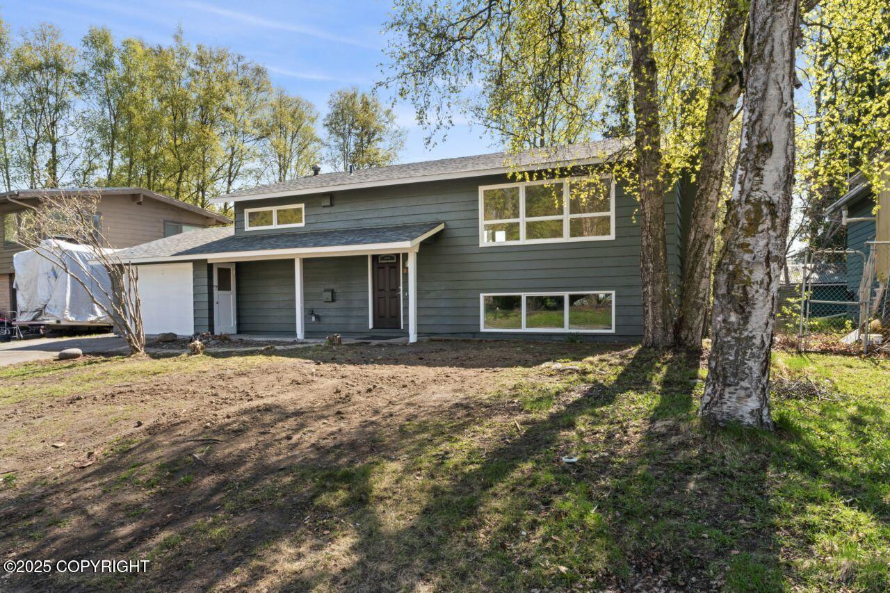 906 Lancaster Drive, Anchorage, Alaska image 3