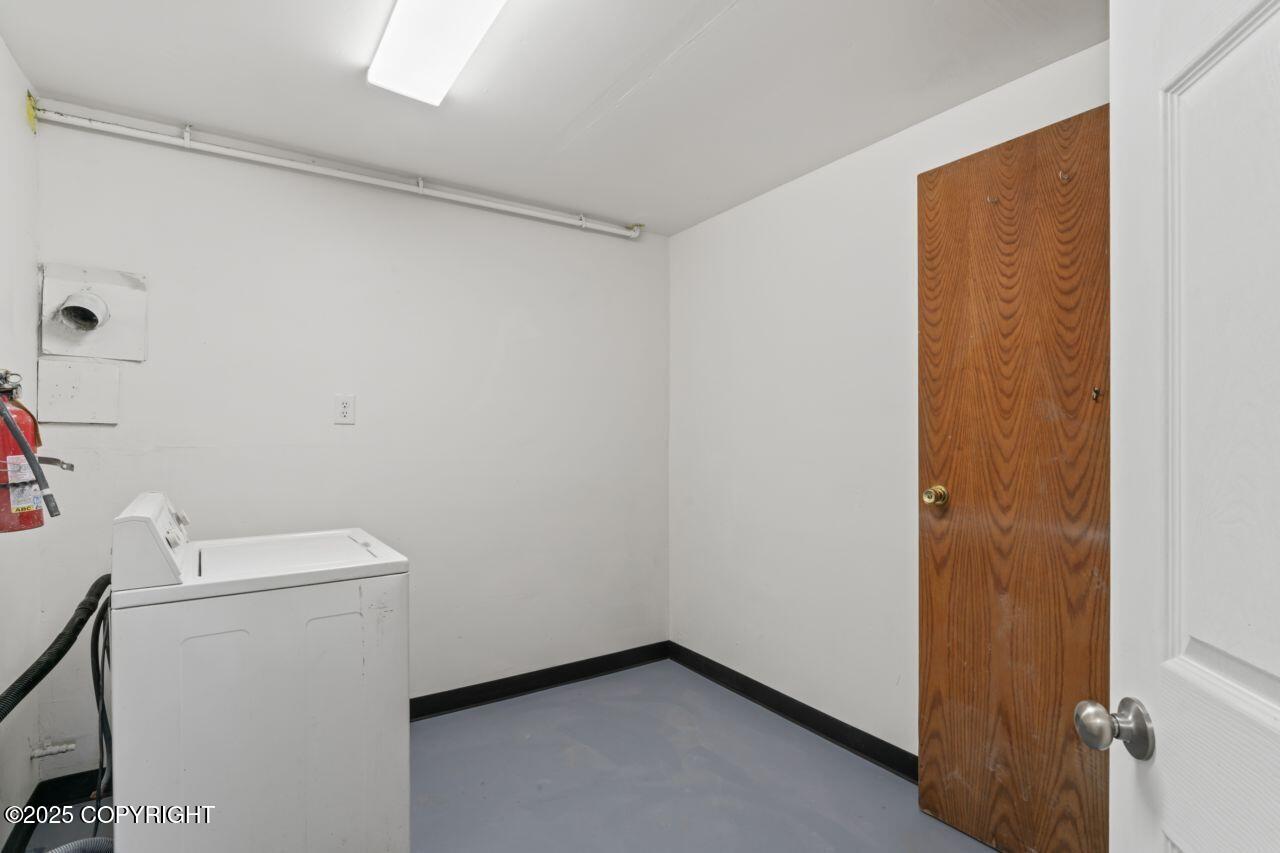 906 Lancaster Drive, Anchorage, Alaska image 39