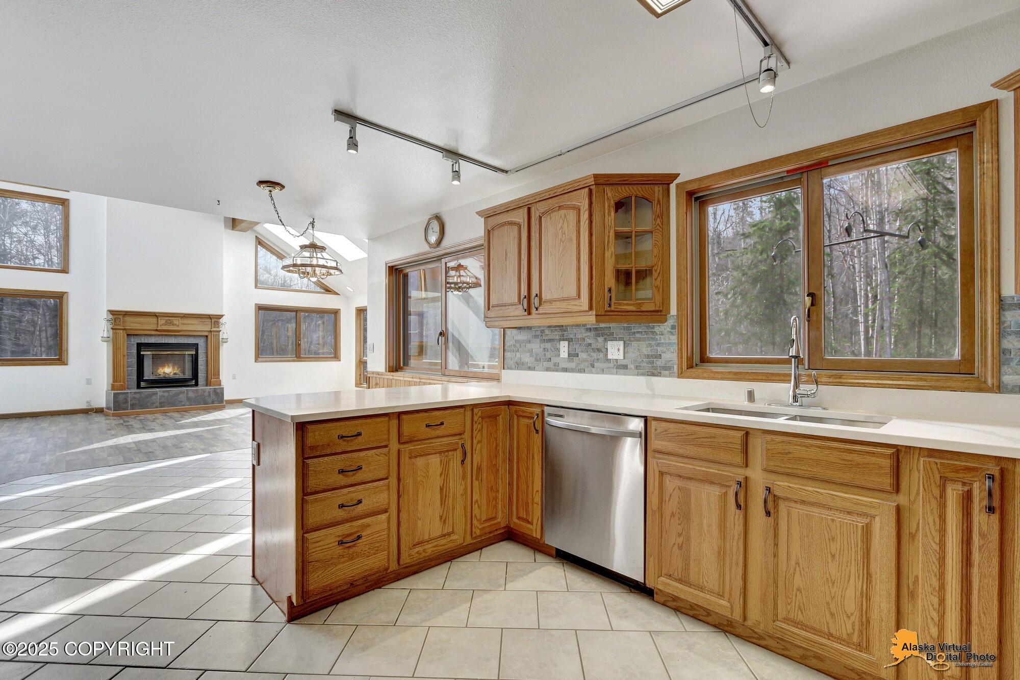 21016 River Park Drive, Eagle River, Alaska image 8