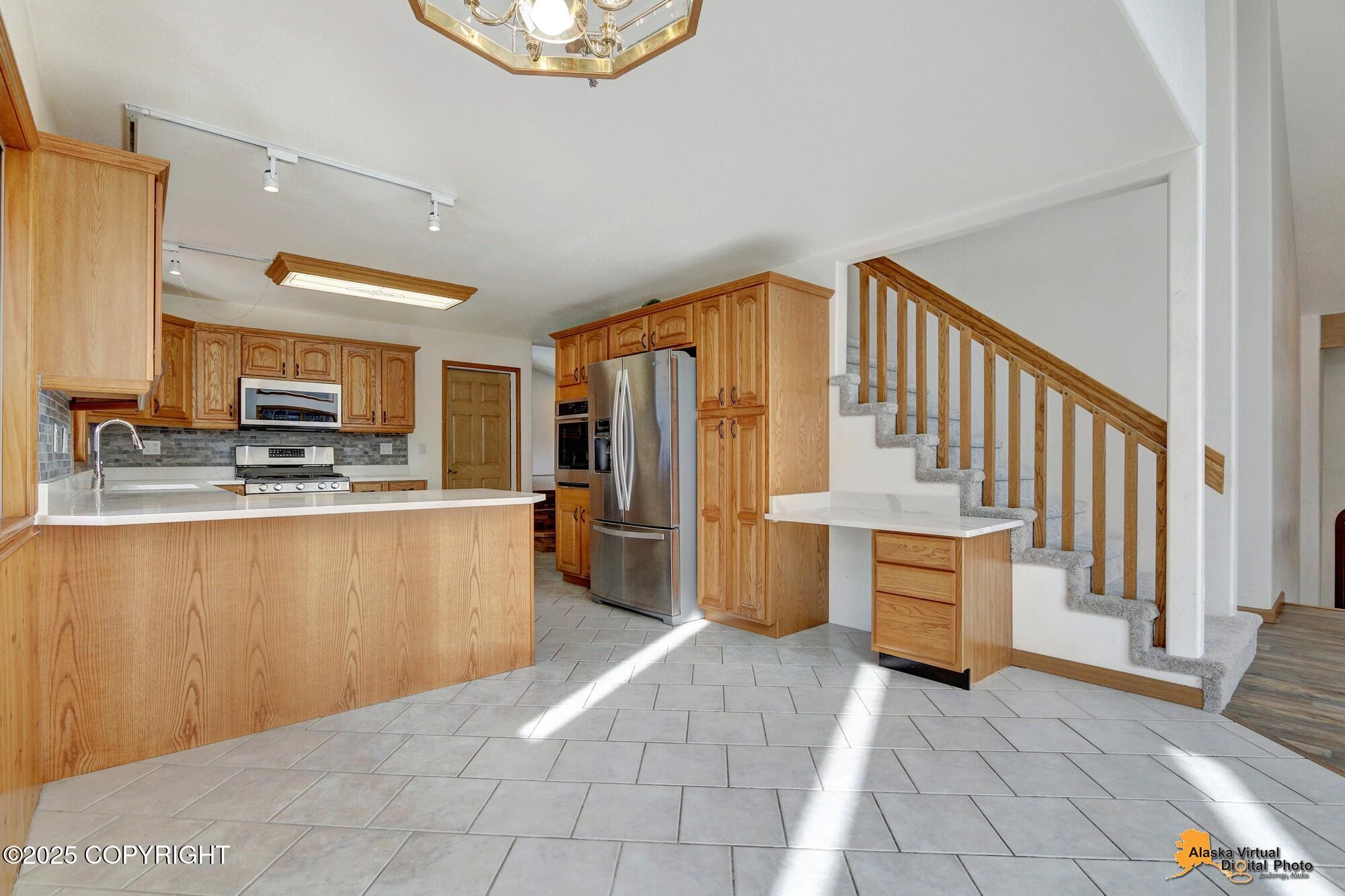 21016 River Park Drive, Eagle River, Alaska image 7