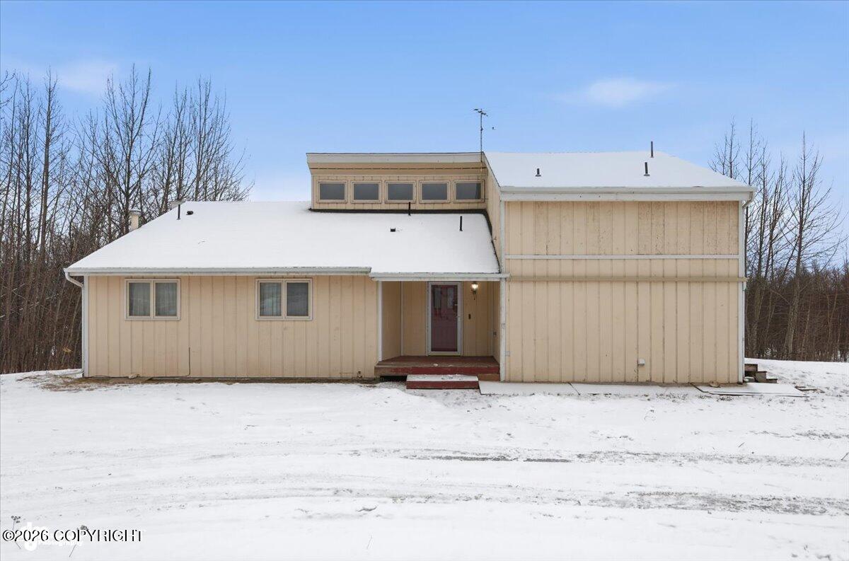 2560 E Parks Highway