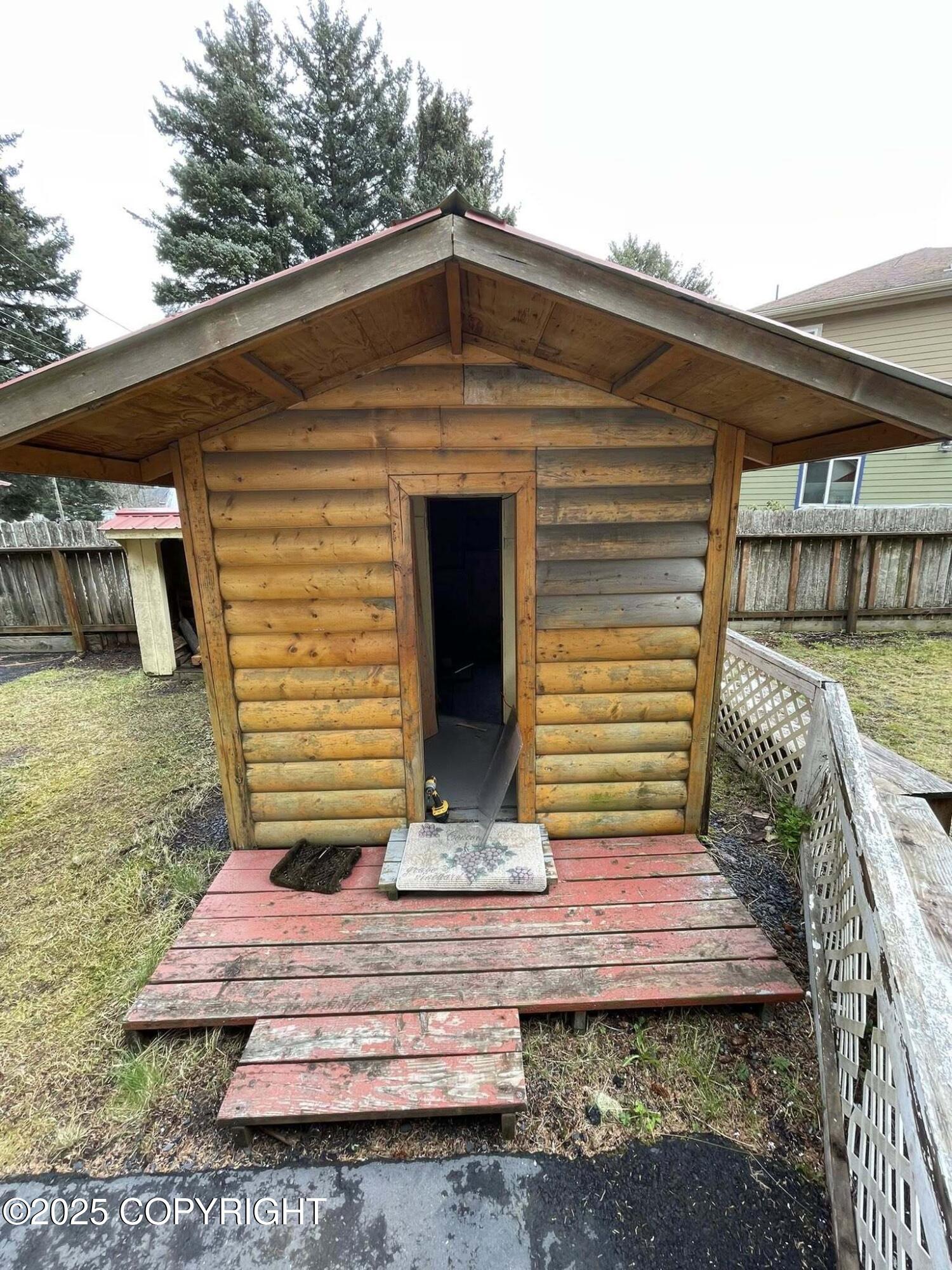 1221 W Kouskov Street, Kodiak, Alaska image 8