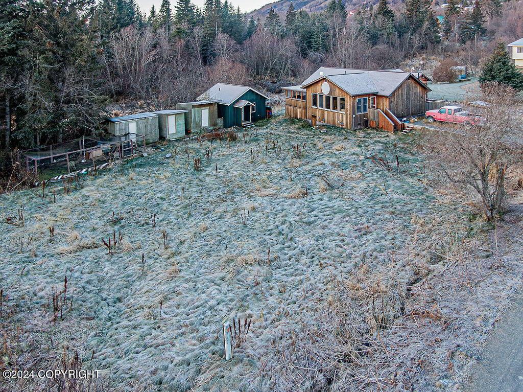 Homer, Alaska 99603, United States, 2 Bedrooms Bedrooms, ,1 BathroomBathrooms,Residential,Pending,31987
