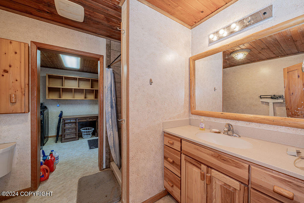 Homer, Alaska 99603, United States, 2 Bedrooms Bedrooms, ,1 BathroomBathrooms,Residential,Pending,31987