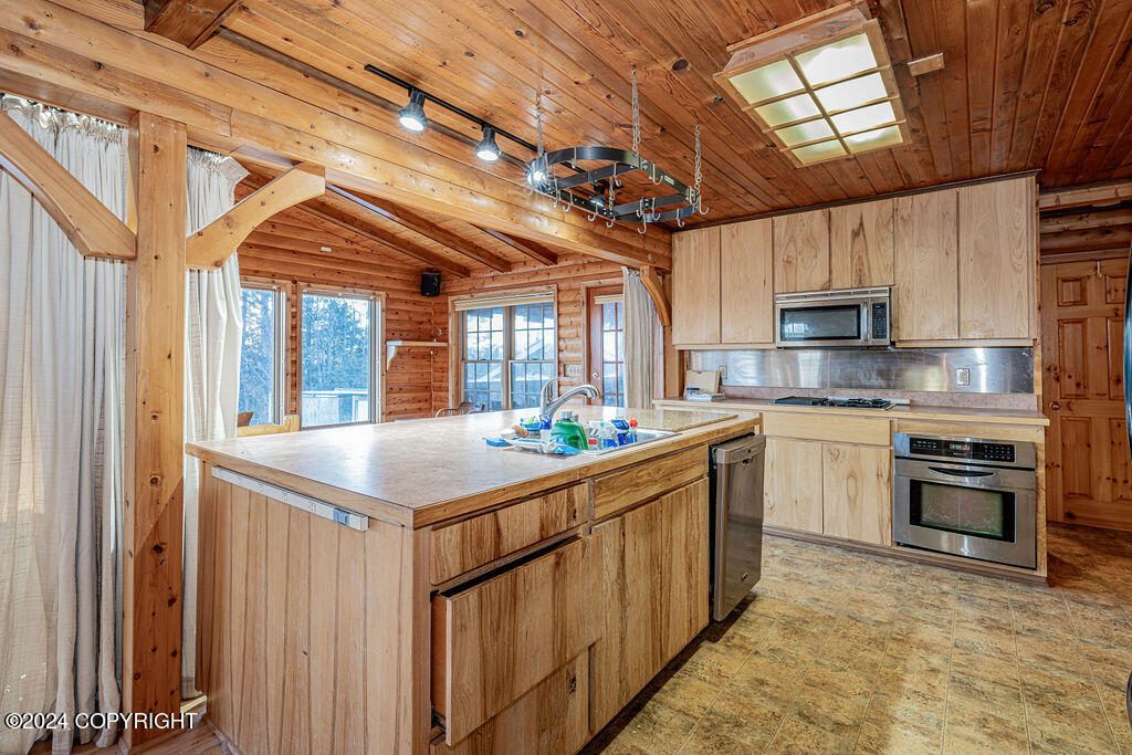 Homer, Alaska 99603, United States, 2 Bedrooms Bedrooms, ,1 BathroomBathrooms,Residential,Pending,31987