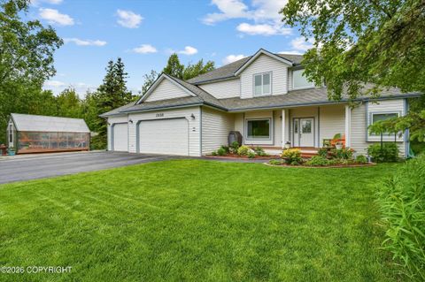 Photo of 3338 S Charming Valley Loop, Wasilla, AK 99654 (MLS # 26-7976)