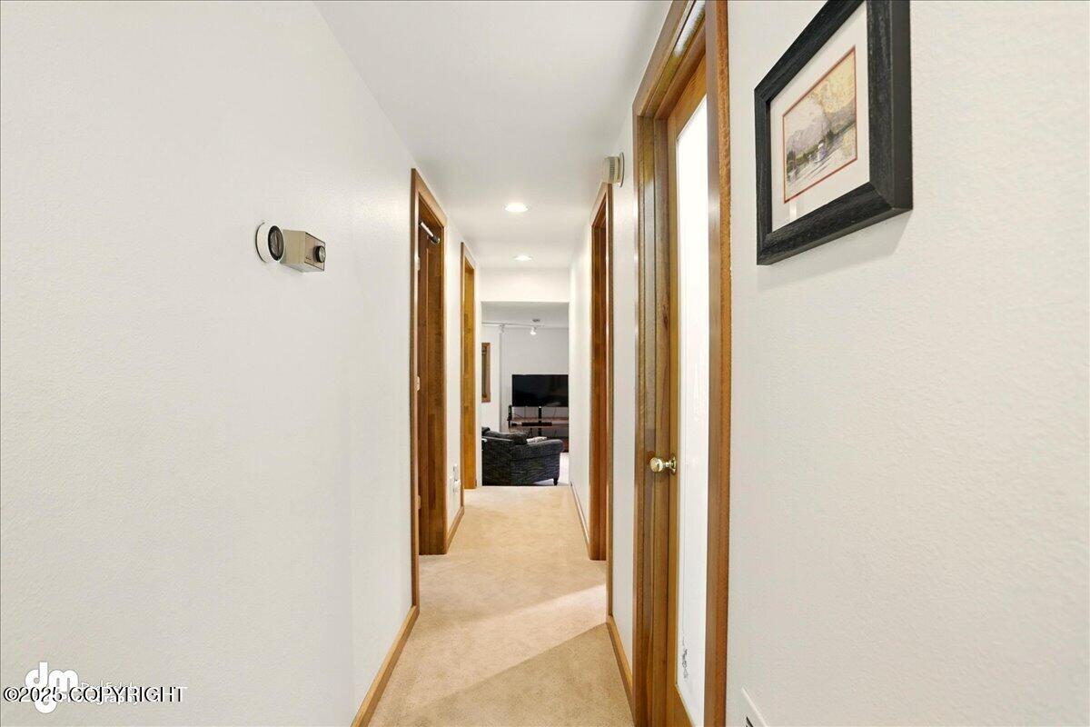 7900 Sitzmark Circle, Anchorage, Alaska image 47