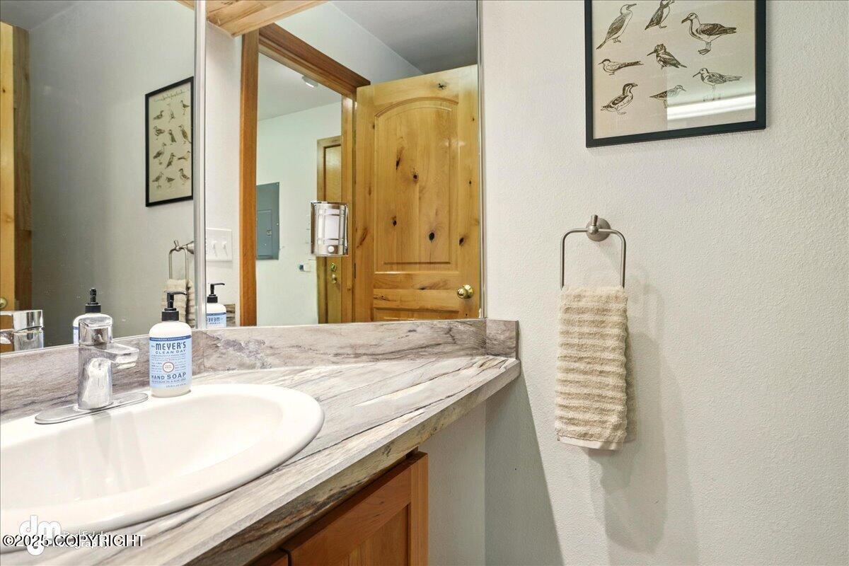 7900 Sitzmark Circle, Anchorage, Alaska image 36