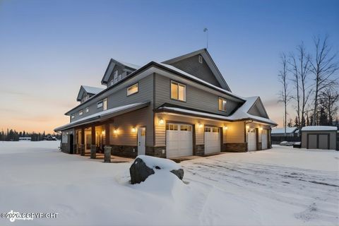 Homes For Sale - 36070 Lakeshore Drive<br/> Soldotna, AK 99669