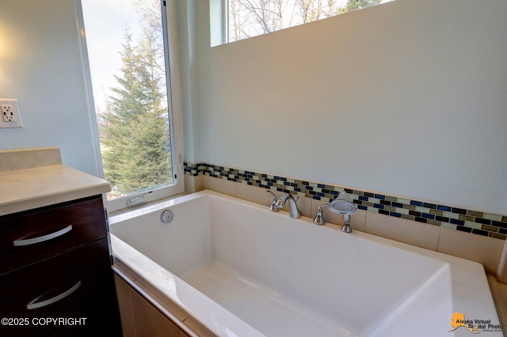 11100 Trails End Road, Anchorage, Alaska image 32