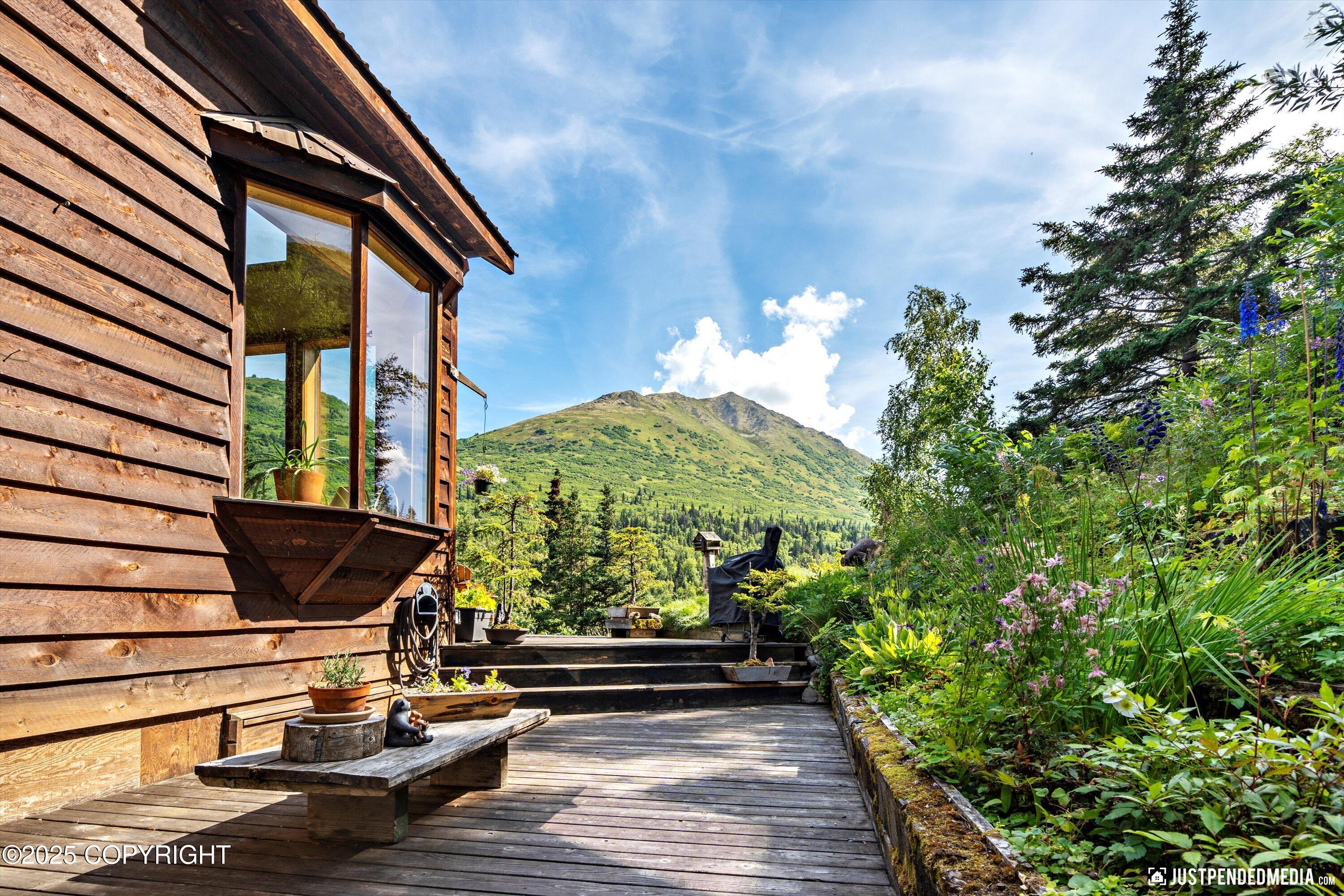 Eagle River, Alaska 99577, United States, 2 Bedrooms Bedrooms, ,1 BathroomBathrooms,Residential,Pending,186933