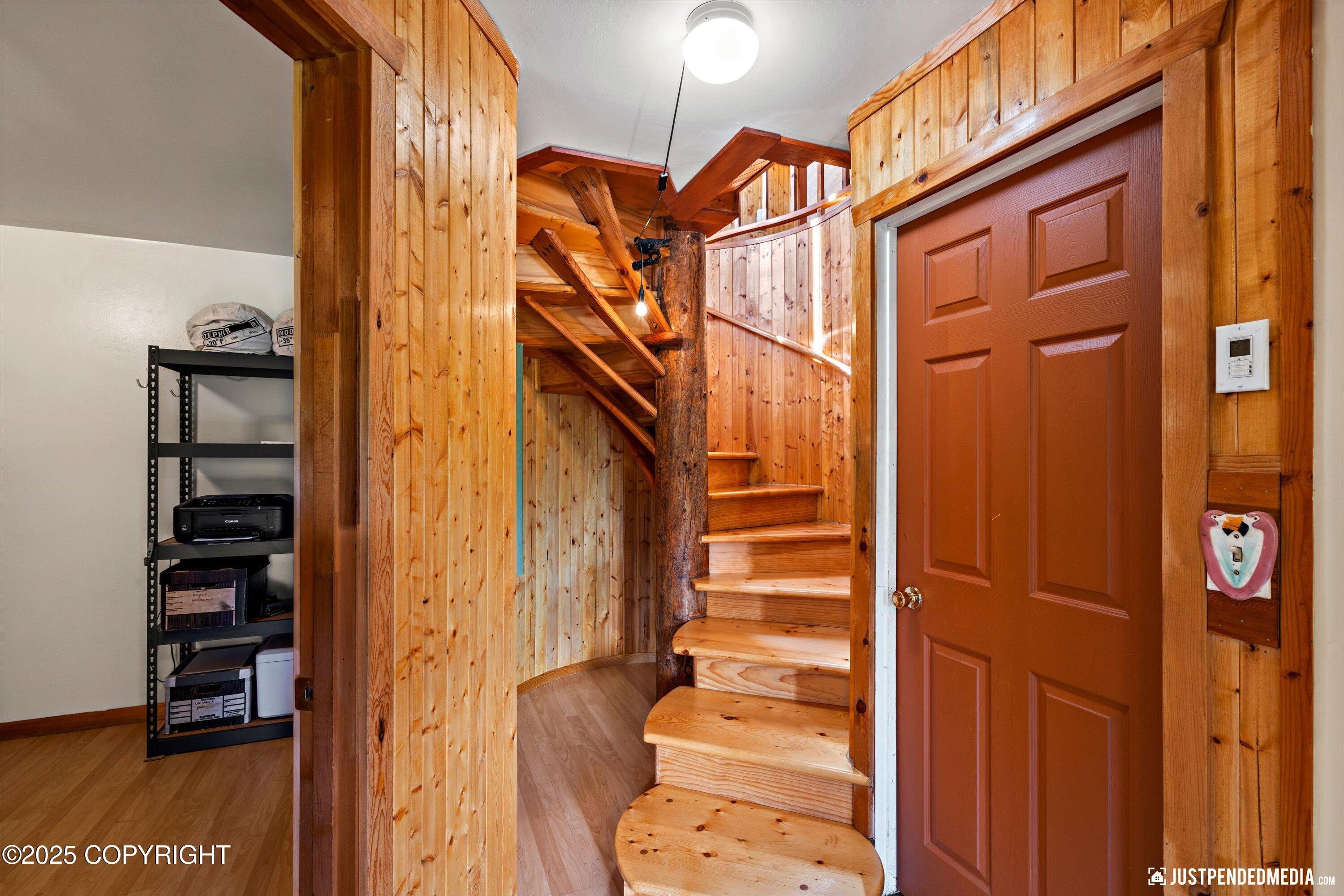 Eagle River, Alaska 99577, United States, 2 Bedrooms Bedrooms, ,1 BathroomBathrooms,Residential,Pending,186933