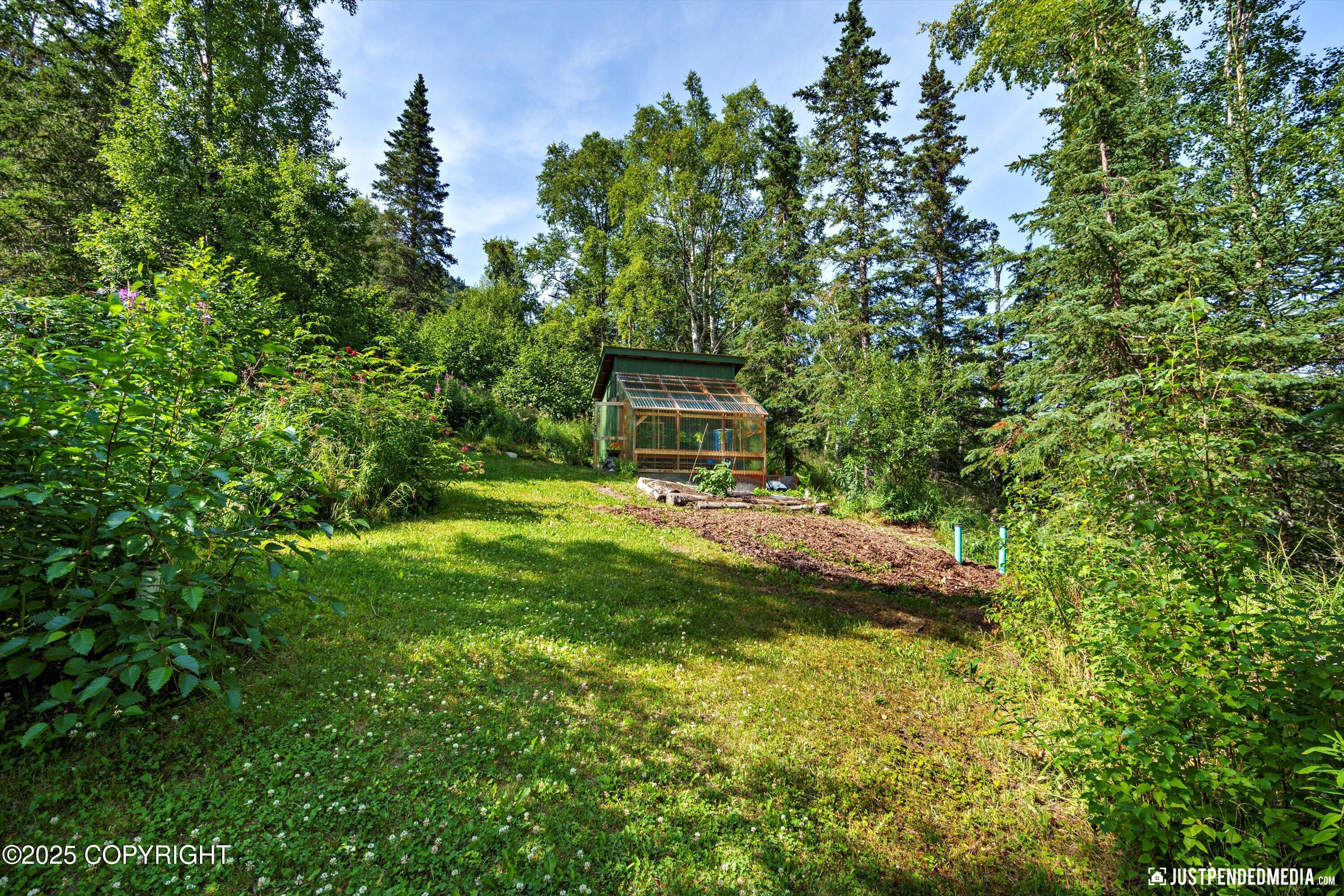 Eagle River, Alaska 99577, United States, 2 Bedrooms Bedrooms, ,1 BathroomBathrooms,Residential,Pending,186933