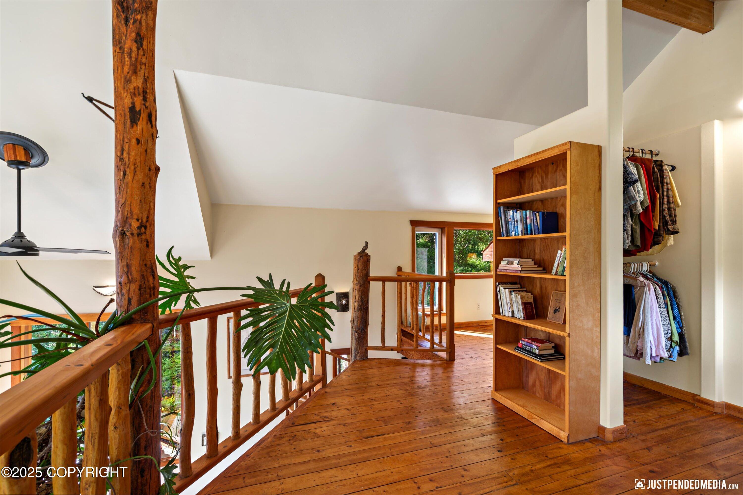 Eagle River, Alaska 99577, United States, 2 Bedrooms Bedrooms, ,1 BathroomBathrooms,Residential,Pending,186933